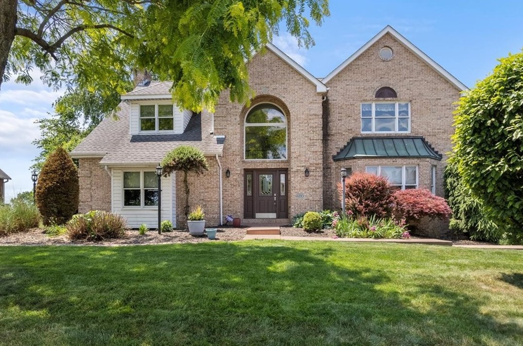 600 Agnes St, Greensburg, PA 15601-4991