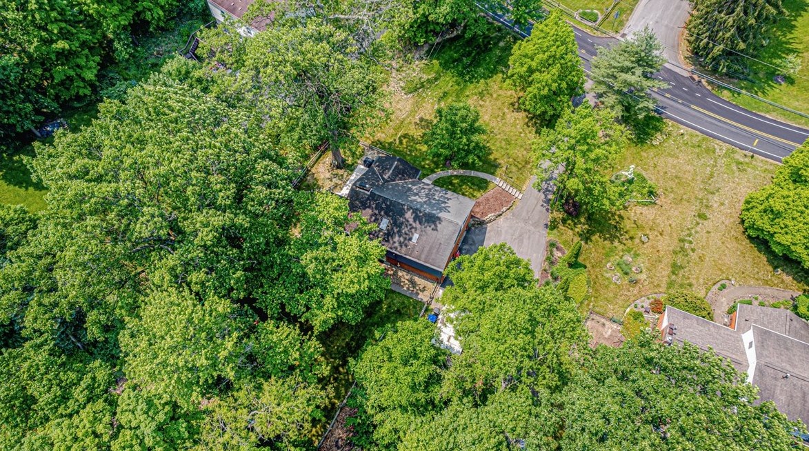 316 Forestwood, Gibsonia, PA 15044