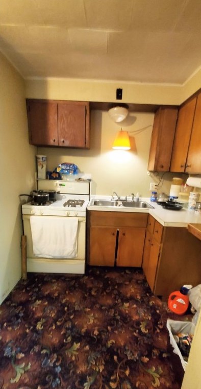 705 Carlisle St, New Castle, PA 16101