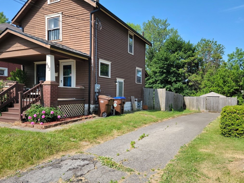 483 Ormond Ave, Hermitage, PA 16146