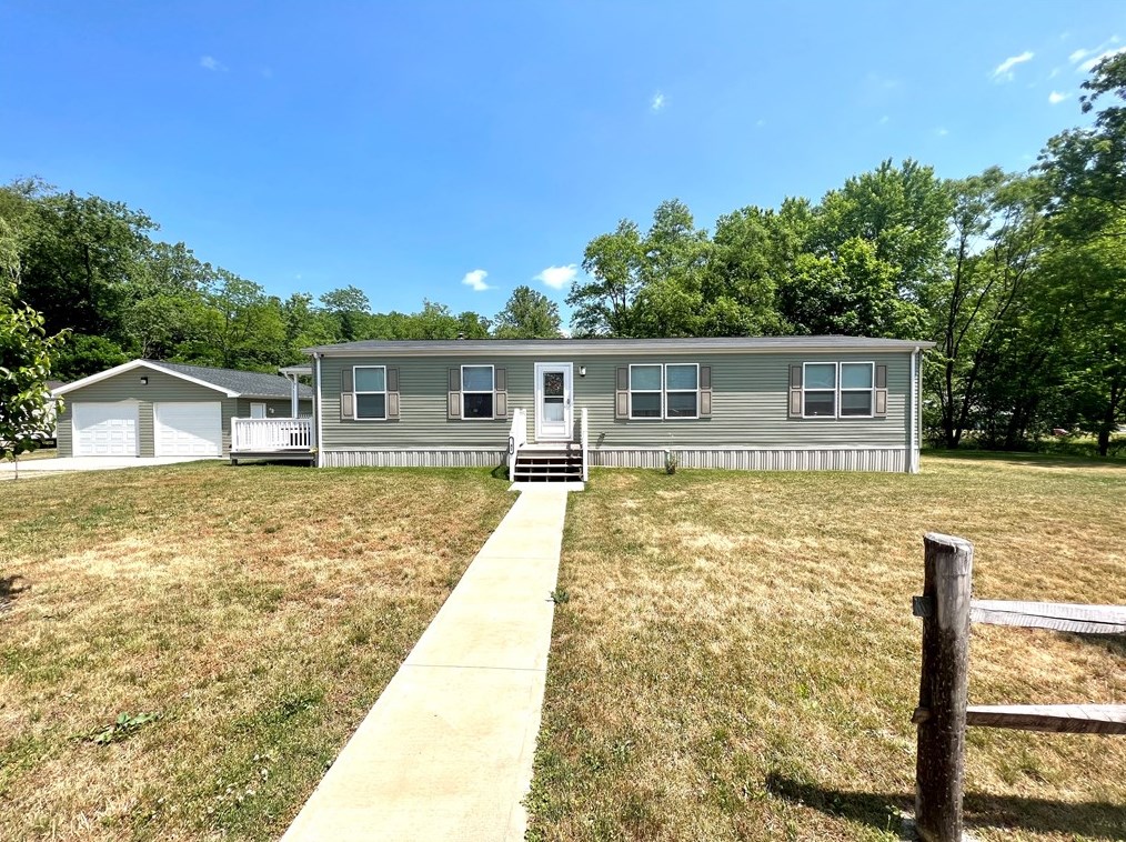 131 Maple St, Bolivar, PA 15923