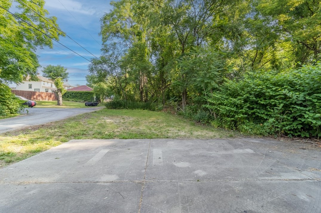 612 25th St, Beaver Falls, PA 15010