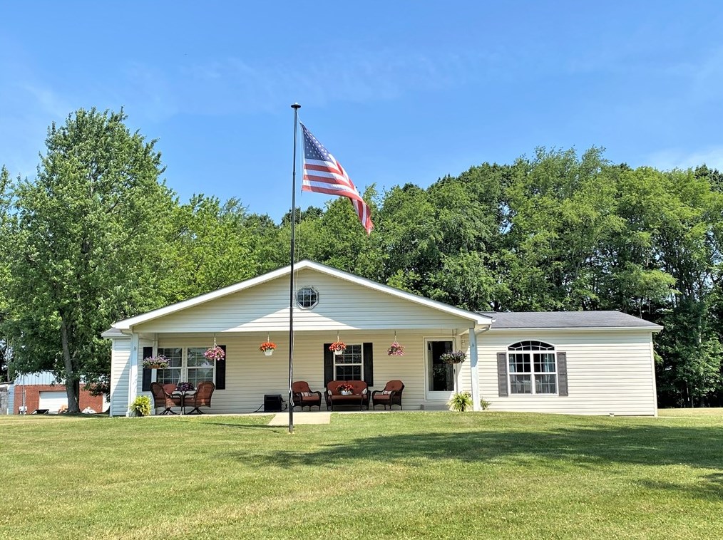 51 Morningside Dr, Rea, PA 15312-2354