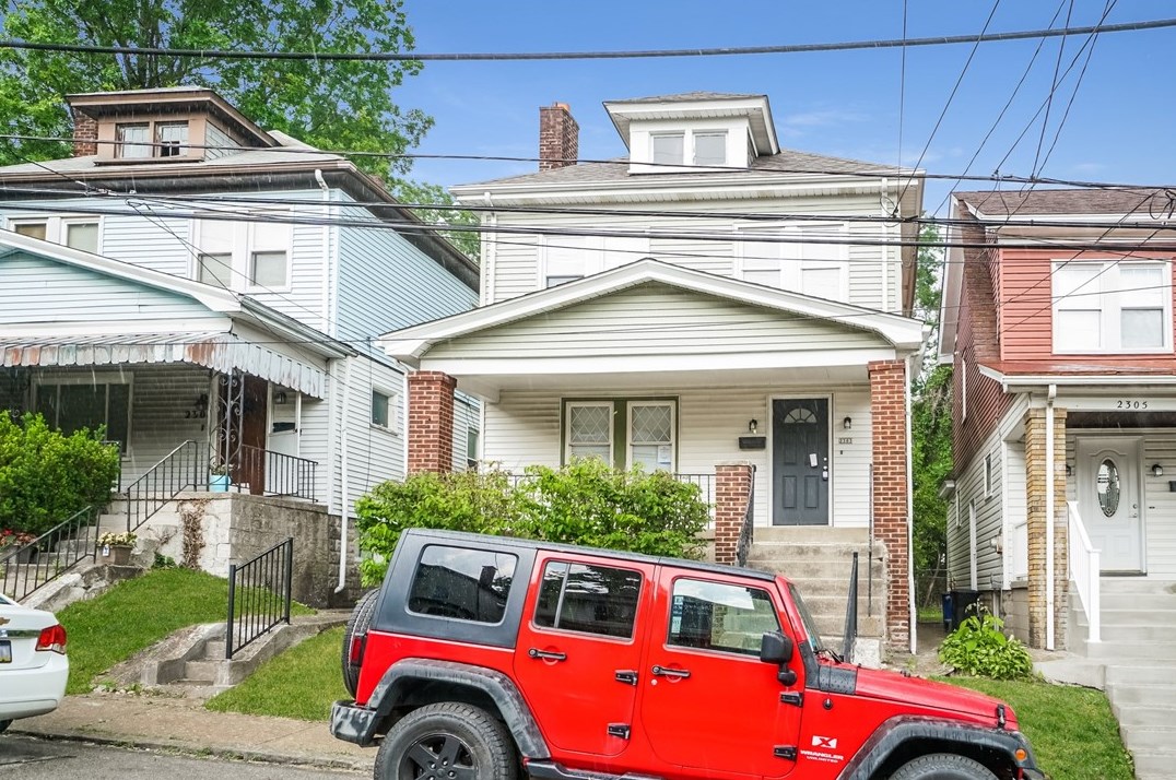 2303 Palm Beach Ave, Pittsburgh, PA 15216