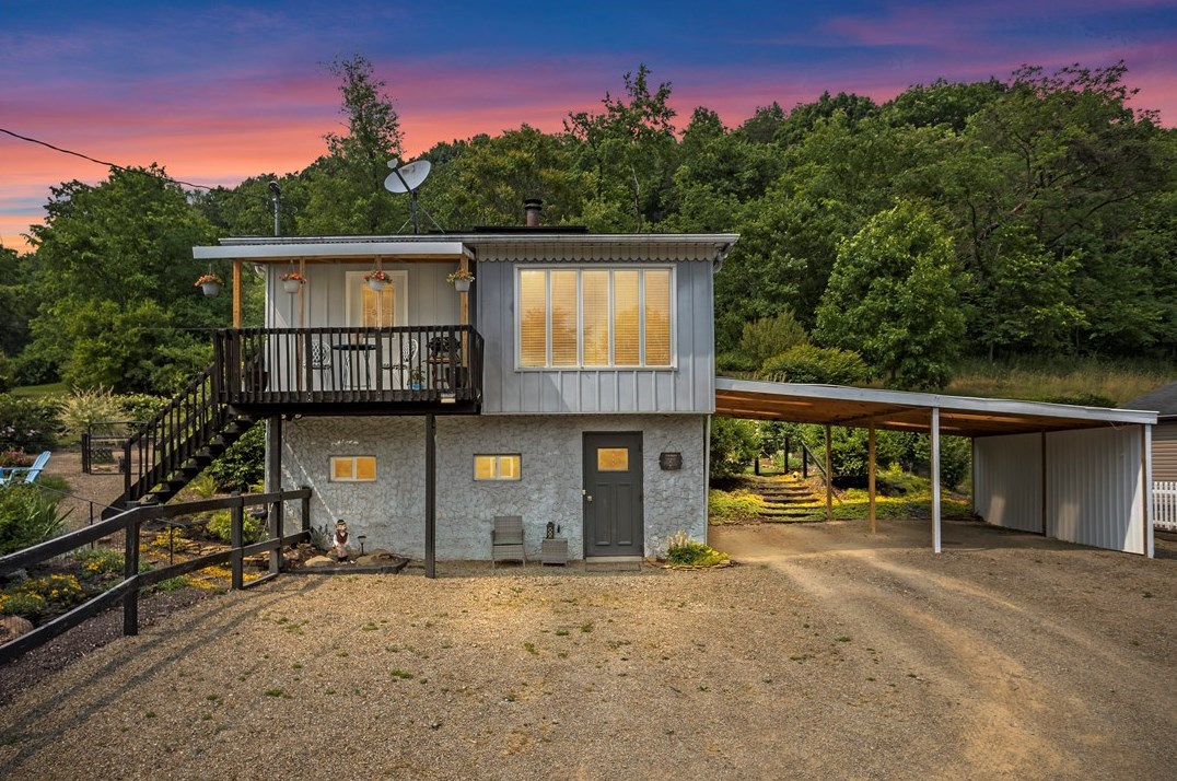 26 Spring Hill Ln, Cheswick, PA 15024