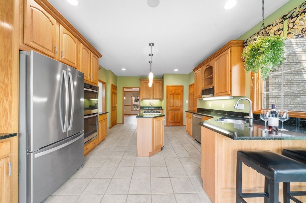 1032 Lexington Dr, Export PA  exterior