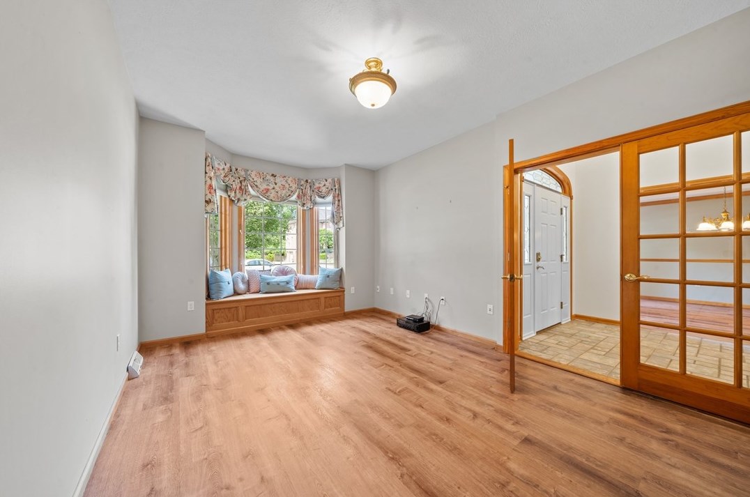 1032 Lexington Dr, Export PA  exterior