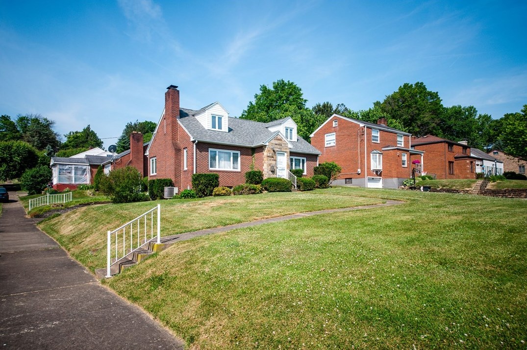 57 Princeton Ave, Oliphant Furnace, PA 15401