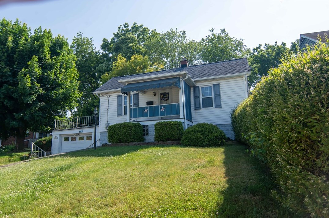 324 Maryland Ave, Greensburg, PA 15601-3959