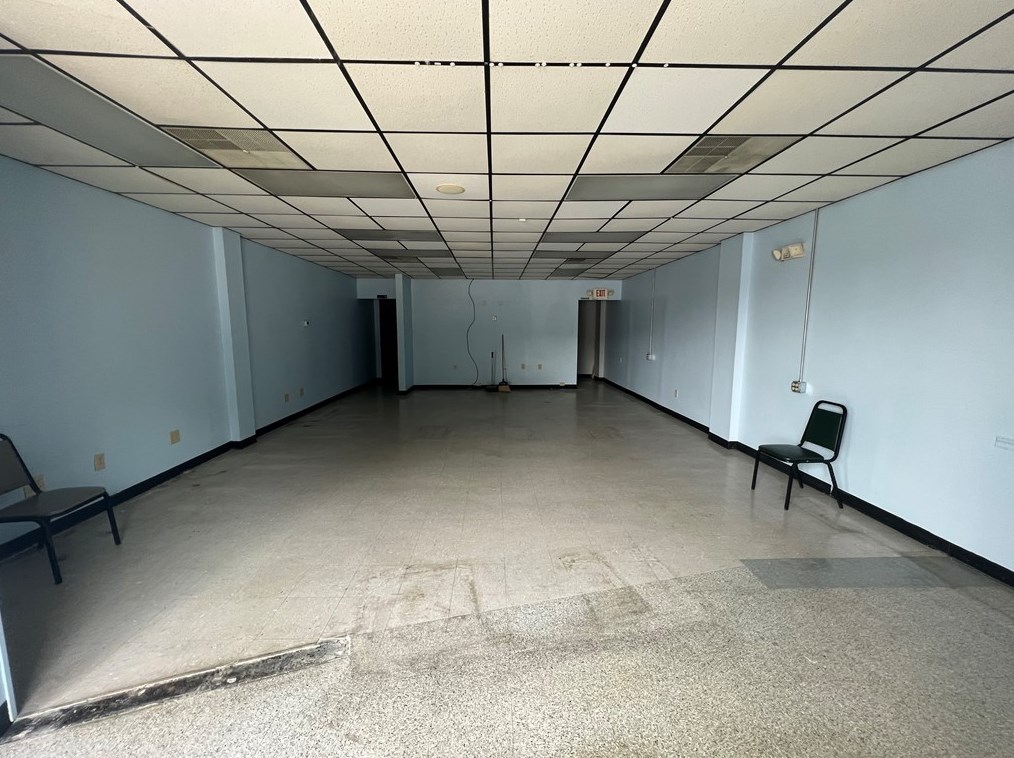 2425 Wilmington Rd, New Castle, PA 16105