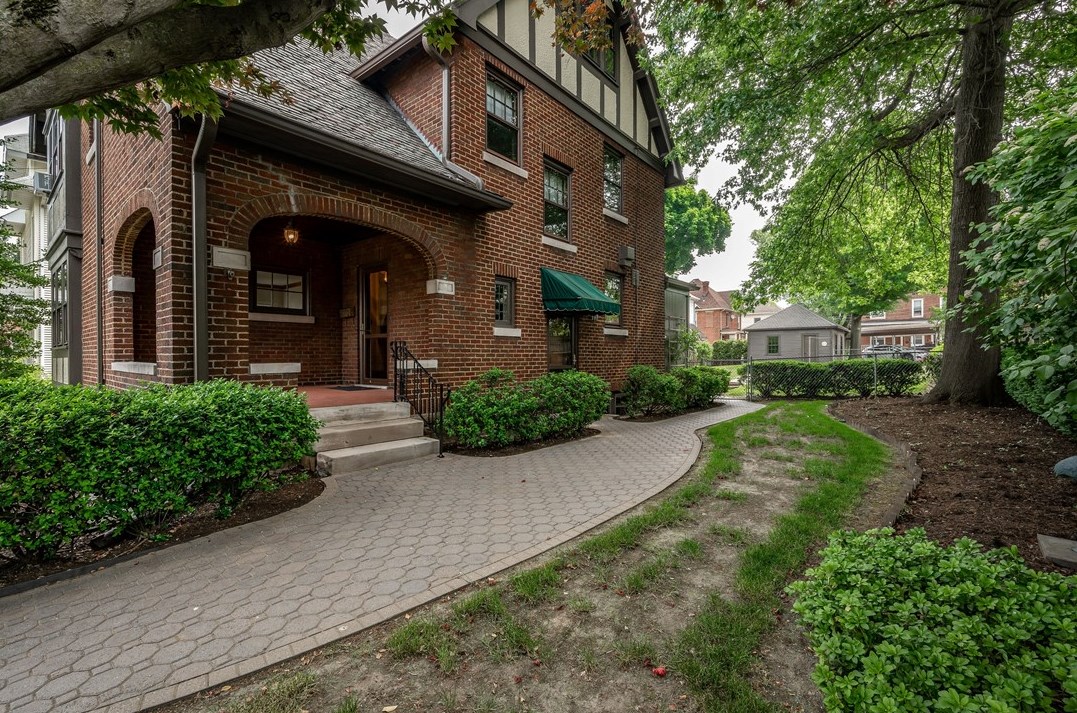 229 Mckean St, Butler, PA 16001-4939