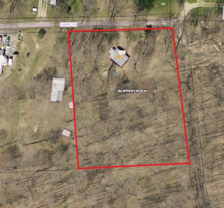 106 Davis Ln, Slippery Rock, PA 16057