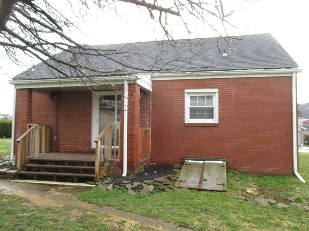 502 Glenn Ave, Collier Township, PA 15106