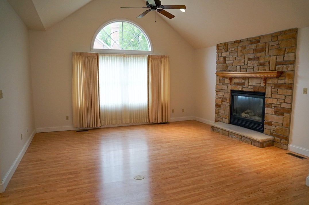 808 Tudor Dr, Butler PA 16001-1790 exterior