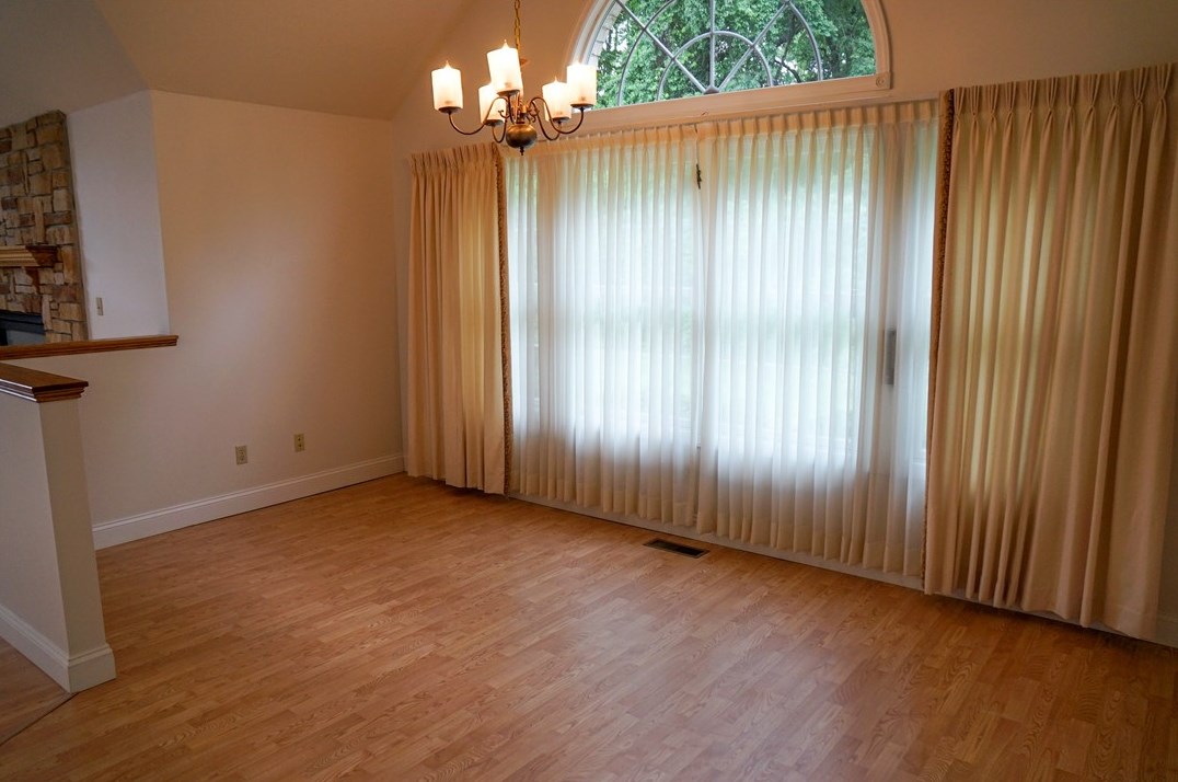 808 Tudor Dr, Butler PA 16001-1790 exterior