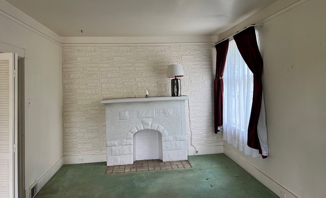 812 Ash St, North Huntingdon, PA 15642-3834