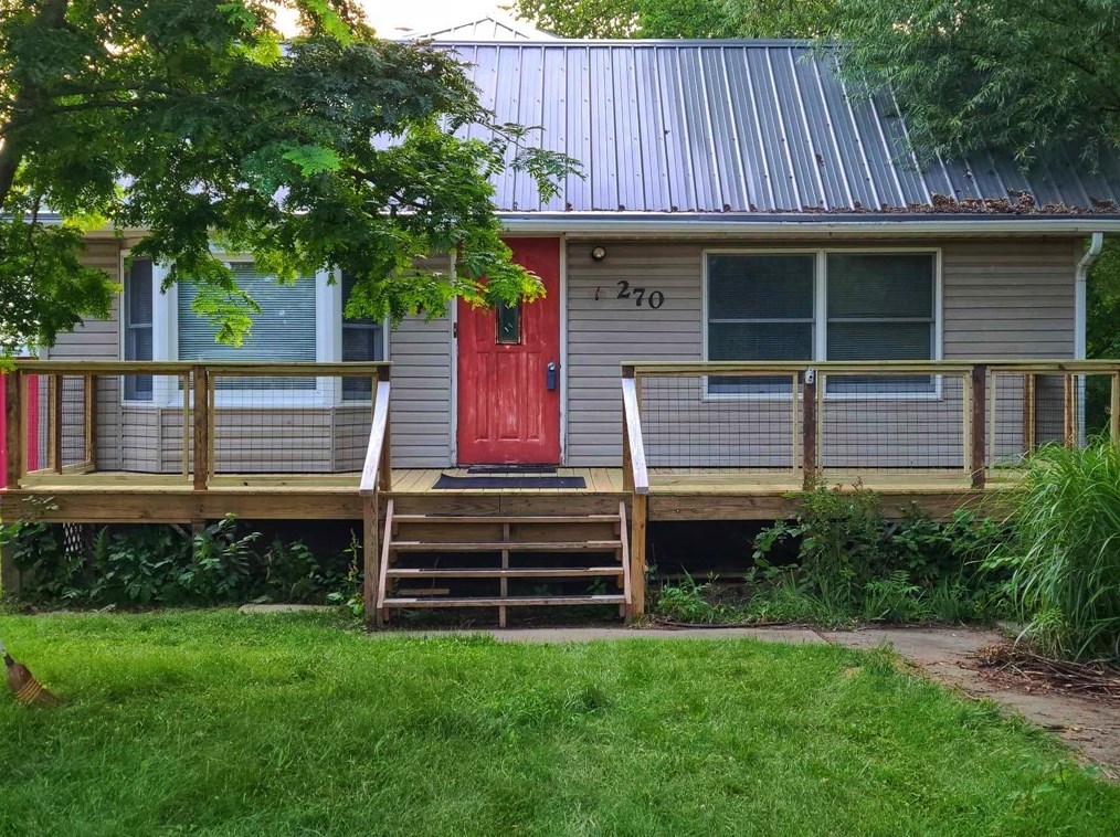270 Connoquenessing Main St, Evans City, PA 16033