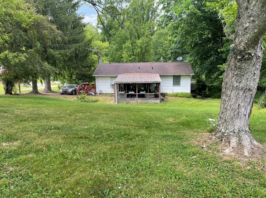 163 Volek Rd, Smithfield, PA 15478-1351