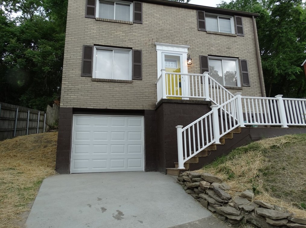 8156 Lincoln Rd, Verona, PA 15147