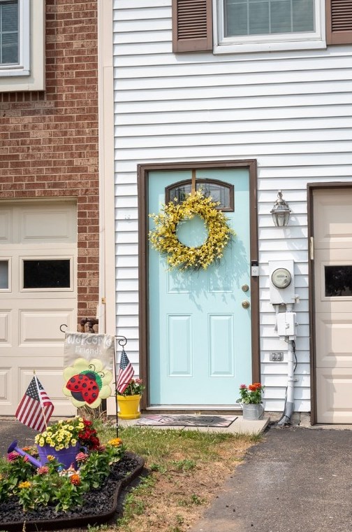 128 Ligonier Ct, New Kensington, PA 15068-9362