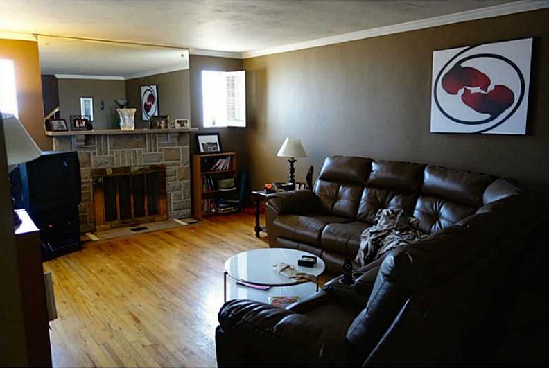 310 Janice Dr, Pittsburgh, PA 15235