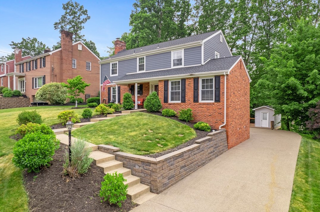 9059 Meadow Oaks Dr, Allison Park, PA 15101-2830