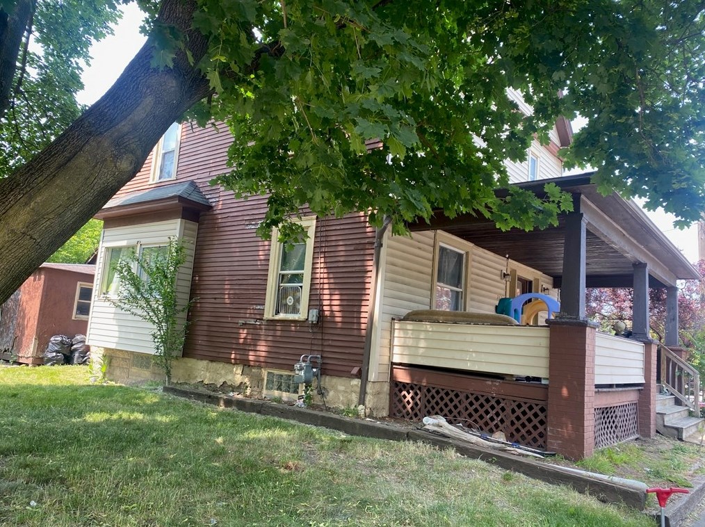 707 West Ave, New Castle, PA 16101