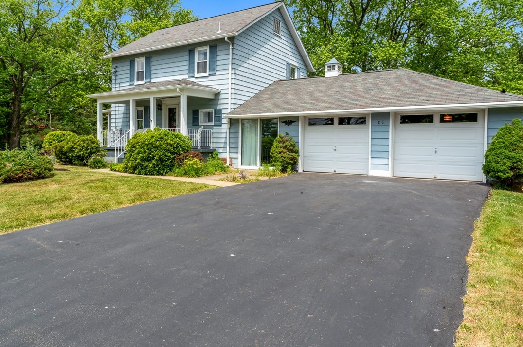 115 Andrus Rd, Freedom, PA 15042
