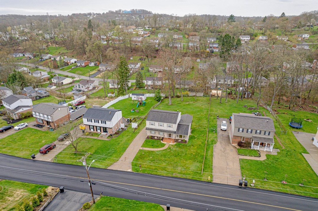 5920 Irishtown Rd, Bethel Park, PA 15102-2310
