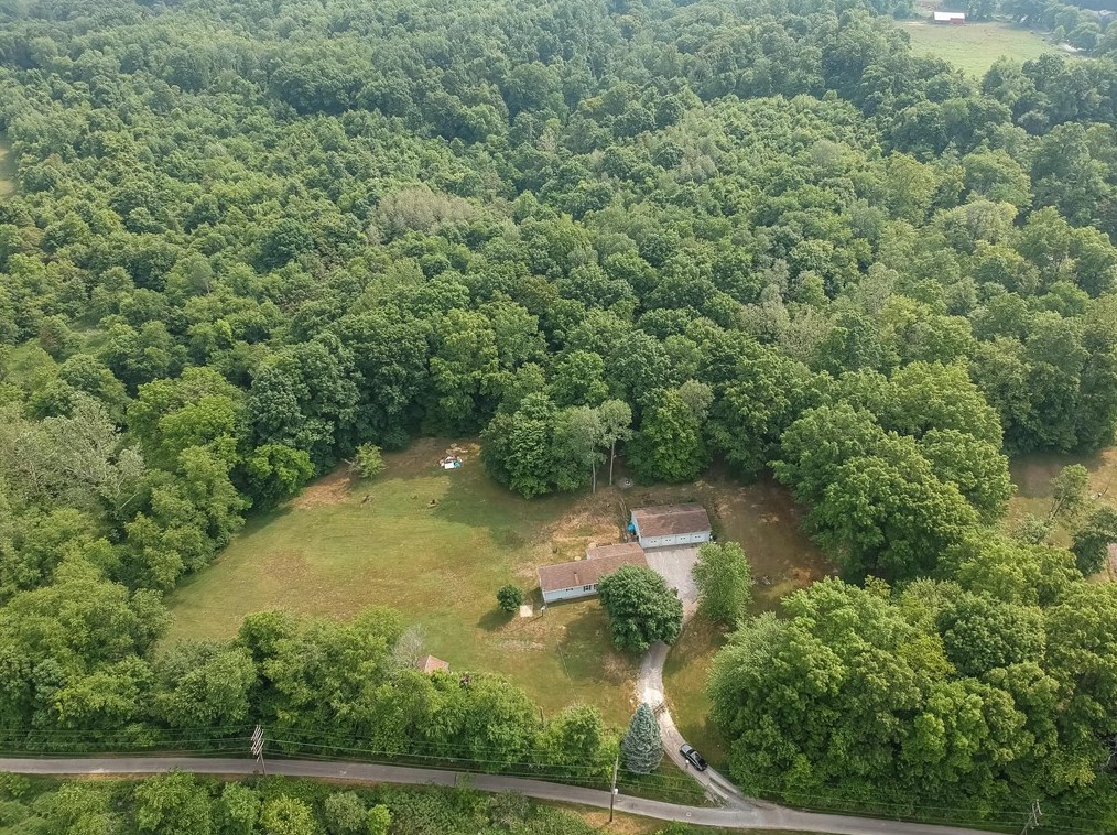 196 Stavich Bike Trail, New Castle, PA 16101