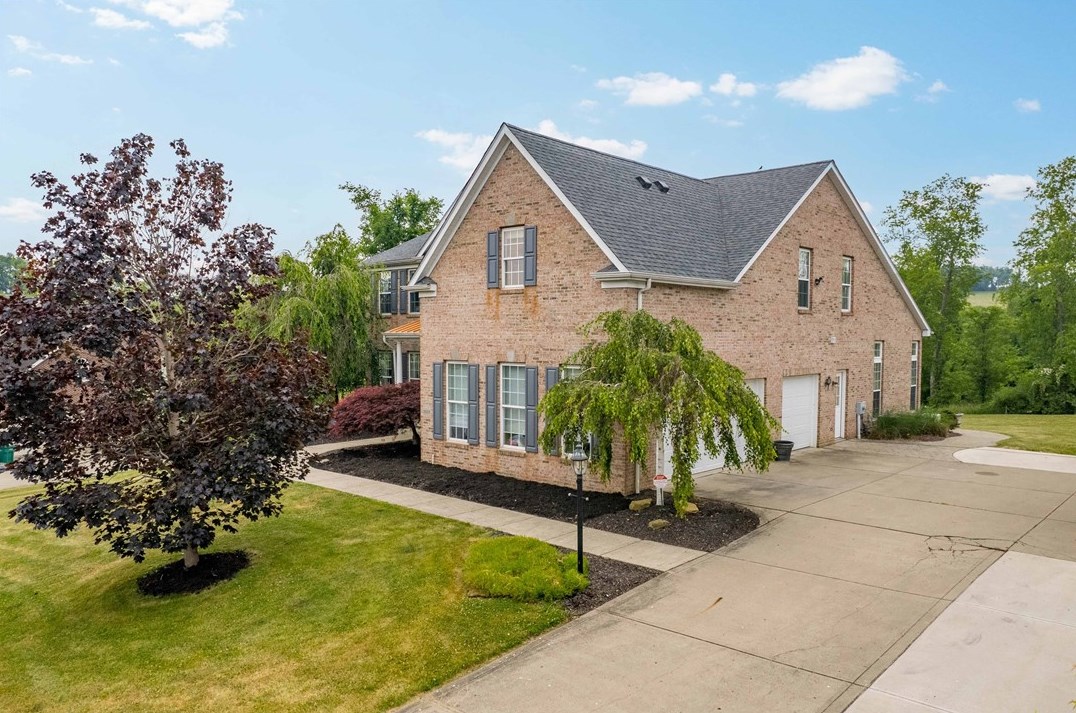 1027 Lakeside Dr, Mc Donald, PA 15057