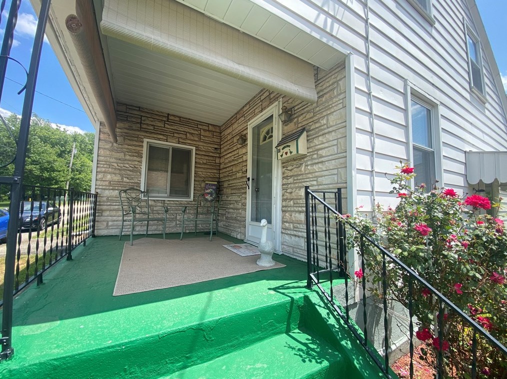 15 Trump Ave, Oliphant Furnace, PA 15401