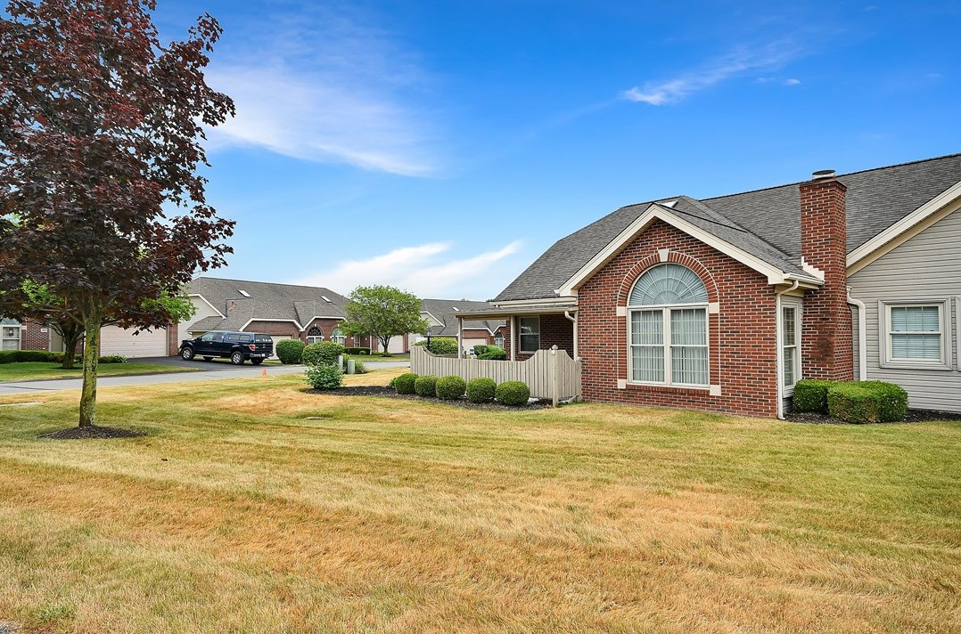 1528 Meerschaum Ln, Moon Twp, PA 15108-3716