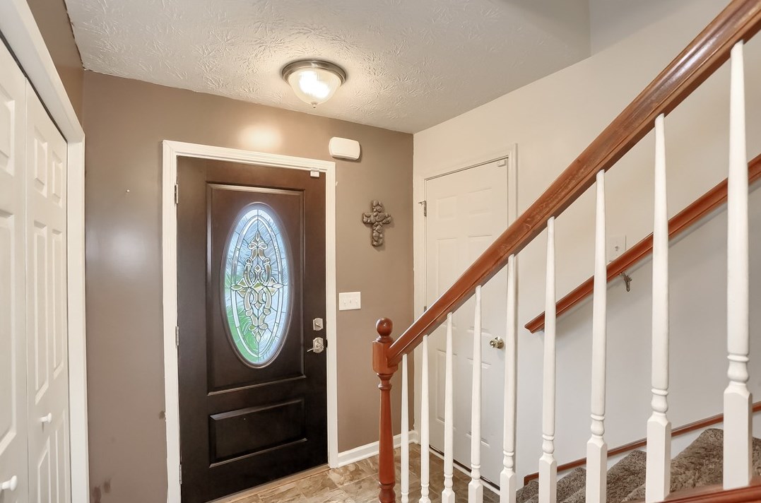 426 Colt Cir, Clinton, PA 15026