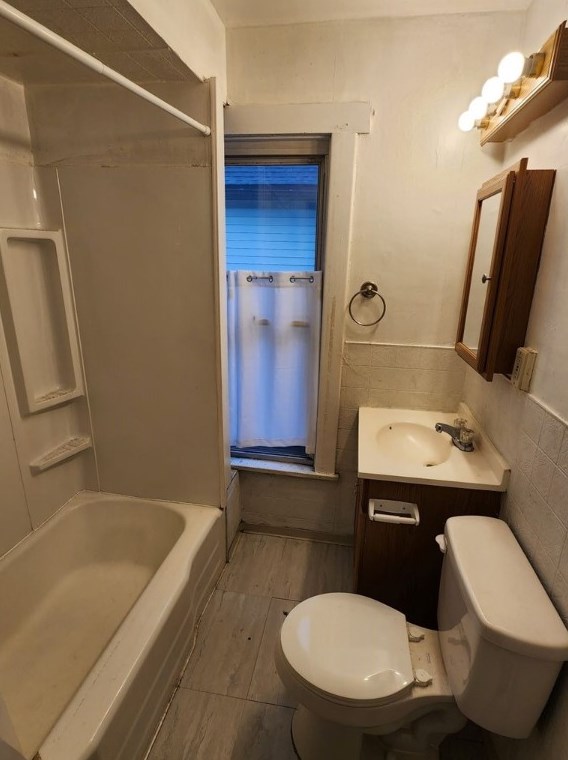 595 7th St, Indiana PA  15701-2983 exterior