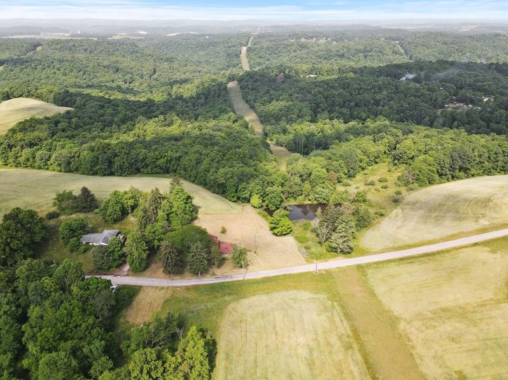 233 Squibbs Rd, Blairsville, PA 15717-4102