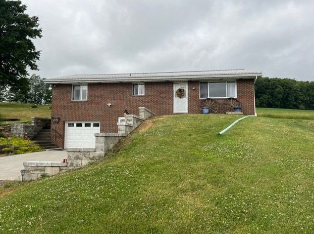 249 Bryan Rd, Karns City, PA 16041