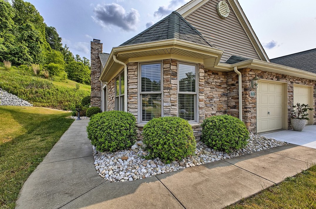 72 Quail Run, Greensburg, PA 15601-8561
