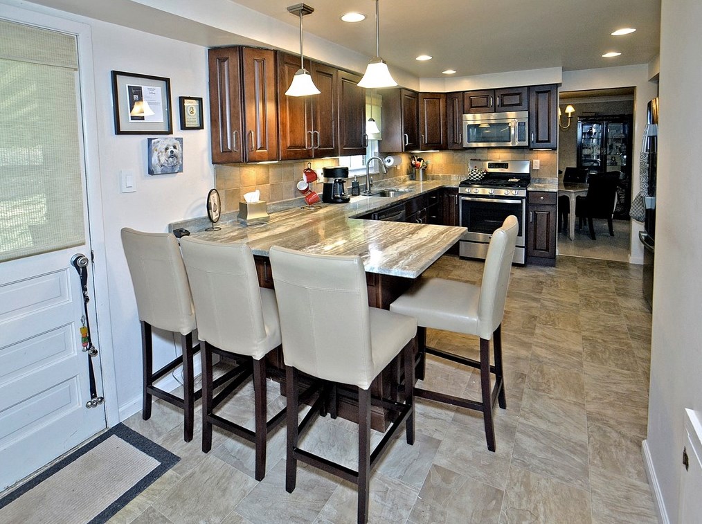 109 Westminster Dr, Monroeville, PA 15146-4915