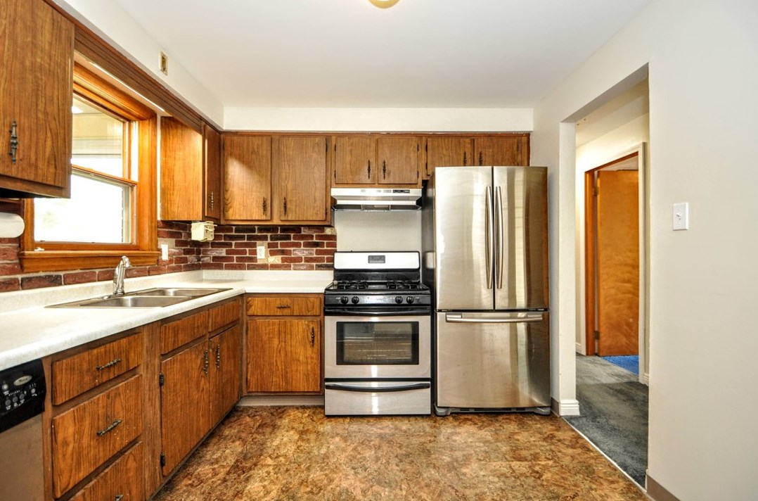 1957 Bernice Dr, North Huntingdon PA 15642-1789 exterior