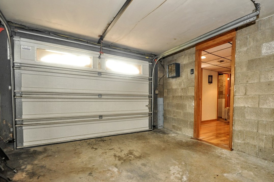 1957 Bernice Dr, North Huntingdon PA 15642-1789 exterior