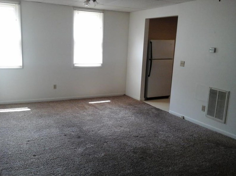 813 6th Ave #4, New Brighton, PA 15066