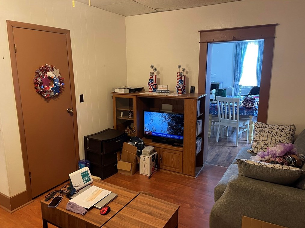 128 Pleasantview Ave, Butler, PA 16001