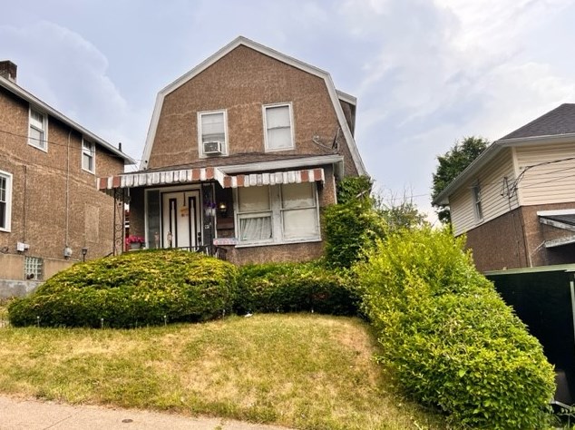 957 Athalia, Monessen, PA 15062