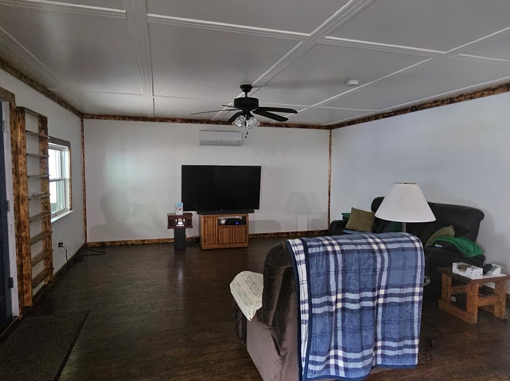 330 Fullingmill, Mercer, PA 16137