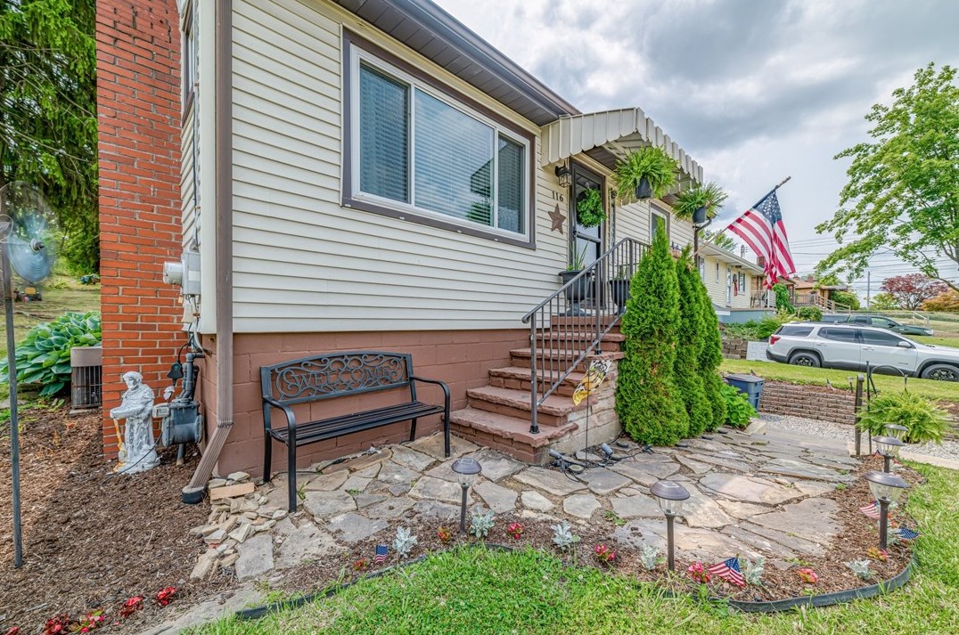 116 Jamison Ln, Monroeville, PA 15146-2316