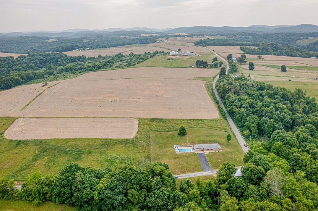 20 Gobblers Run Rd, Shelocta, PA 15774