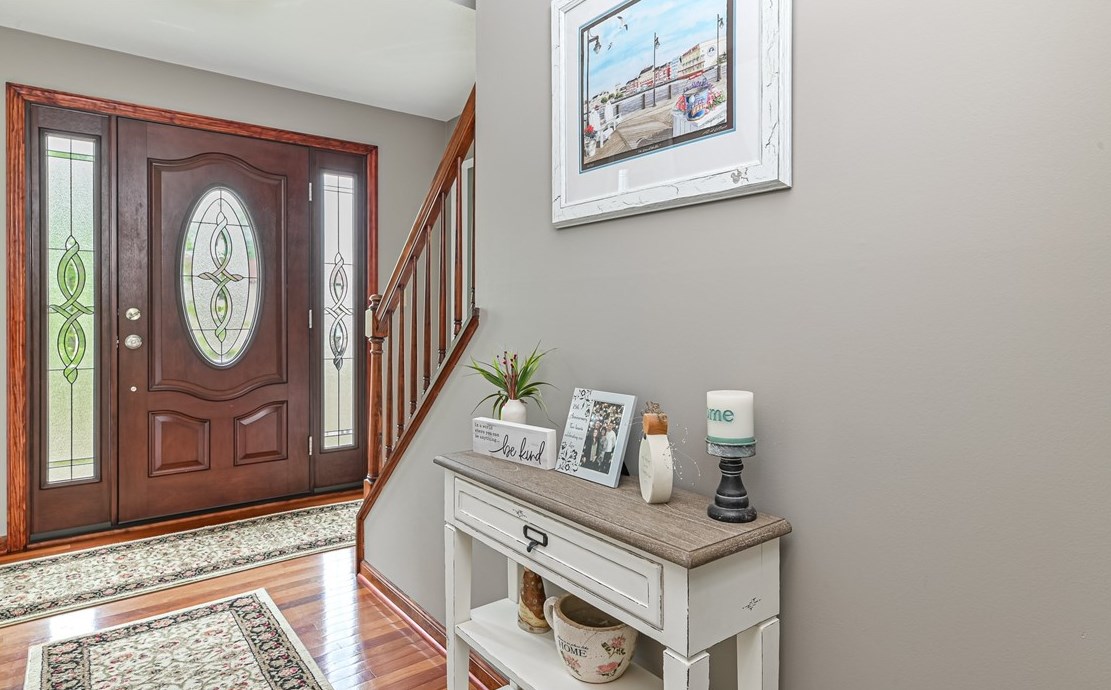 458 Emerald Dr, Allison Park, PA 15101