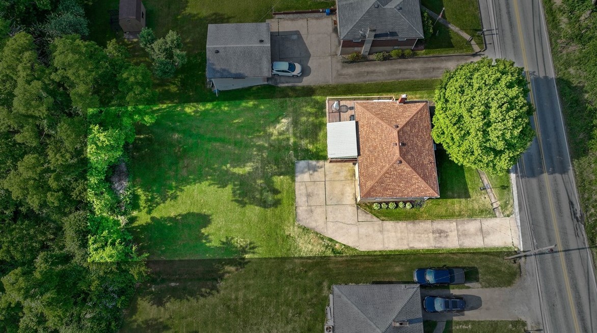 183 Arona Rd, North Huntingdon, PA 15642