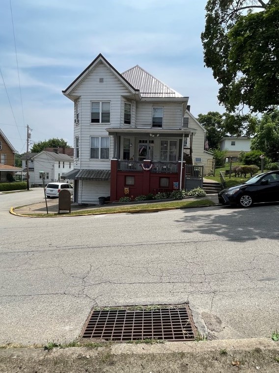 306 Stanton St, Greensburg, PA 15601